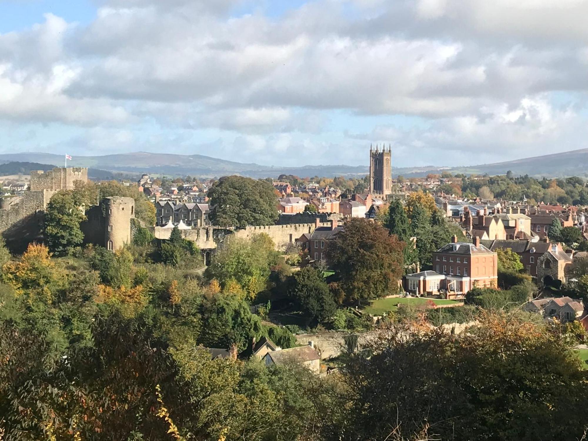 Bell Cottage By Ludlow Castle With Onsite Parking Buitenkant foto
